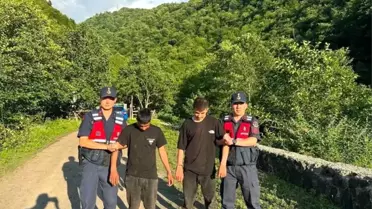 Borçka'da 2 Yabancı Yakalandı