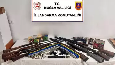 Muğla'da Tarihi Eser ve Silah Ele Geçirildi