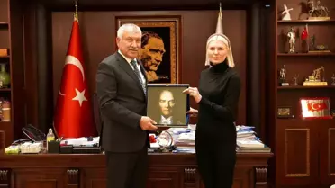 Bilecik Belediye Başkanı'ndan Zeydan Karalar'a Destek