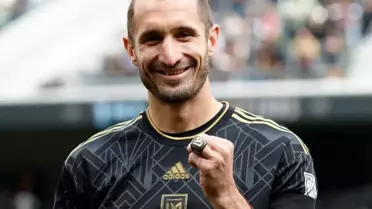 Giorgio Chiellini formasını giydiği eski takıma ortak oldu