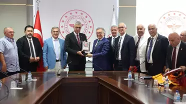 TÜRFAD Yönetimi Sağlık Bakanı'nı Ziyaret Etti