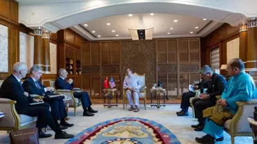 Hakan Fidan, Malezya Başbakanı ile Görüştü