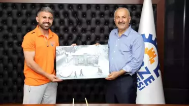 Aksu Spor Kulübü Başarılı Sporcuları Başkan Büyükgöz'ü Ziyaret Etti