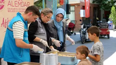 Sakarya'da 40 Bin Vatandaşa Aşure İkramı