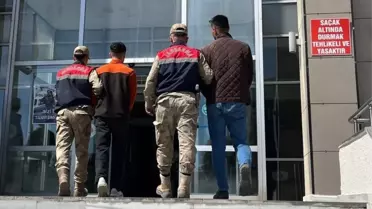 Bitlis'te 5 Kaçak Göçmen ve 2 Organizatör Yakalandı