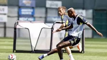 Fenerbahçe Antrenmanına Ali Koç da Katıldı