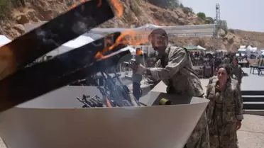 PKK, Süleymaniye'de Silahlarını İmha Etti