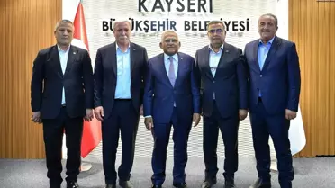 Büyükkılıç, İlçe Belediye Başkanlarıyla Yatırım Toplantısı Gerçekleştirdi