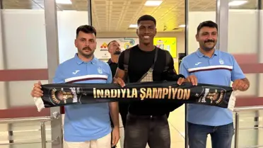 Trabzonspor Felipe Augusto'yu Karşıladı