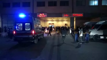 2 çocuk annesi kadın eşinin 20'den fazla bıçak darbesiyle katledildiü