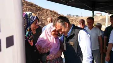 Vali Sözer, Kaşıkçı Mahallesi'ni Ziyaret Etti