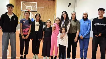 Elif Eyüp'e Hayırlı Olsun Ziyareti