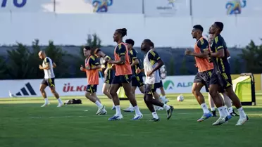 Fenerbahçe Portekiz Kampında İlk Antrenmanını Yaptı
