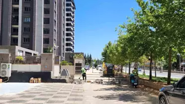 Gaziantep'te kapanan yol iki bina arasında krize neden oldu
