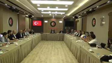 HAK-İŞ'ten Grev Uyarısı