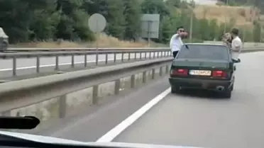 Karabük'te Asker Konvoyu Tehlikeli Sürüş Yapıyor