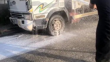 Bilecik'te Park Halindeki Kamyonet Yangın Çıkardı