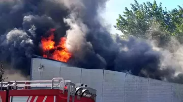 Pendik'te Atık Su Arıtma Tesisinde Yangın