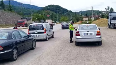 Düzce'de Sürücülere Yoğun Trafik Denetimi