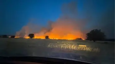 Çanakkale'de Tarım Arazisinde Yangın Kontrol Altında