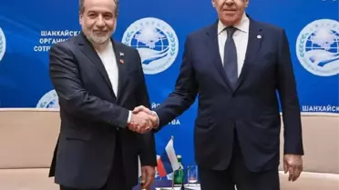 Lavrov ve Arakçi Çin'de Görüştü
