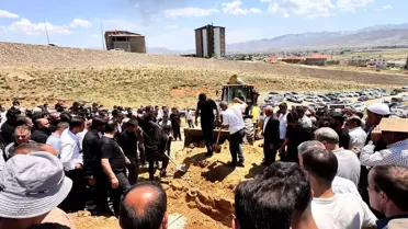 Onur Karayel Toprağa Verildi