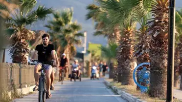 Kuşadası'na Modern Bisiklet ve Yürüyüş Yolları Kazandırıldı
