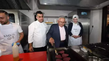 Kayseri'de Et Pişirme Teknikleri Workshop'u Düzenlendi