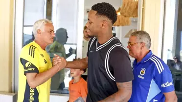 Fenerbahçe'nin Yeni Transferi Jhon Duran Kampda