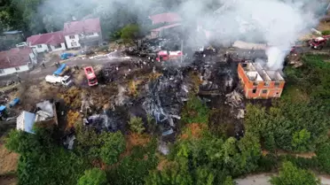 Mudurnu'da Yangın: 2 Ev Ve 10 Samanlık Yandı