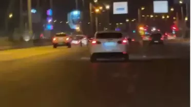 Çocuklar Trafikte Otomobil Kullandı