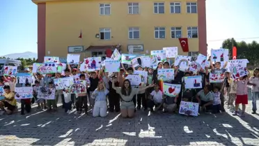Van'da Çocuklar Resim Etkinliğiyle Doğayı Keşfetti