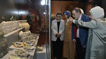 Emine Erdoğan Selçuklular Sergisini Ziyaret Etti