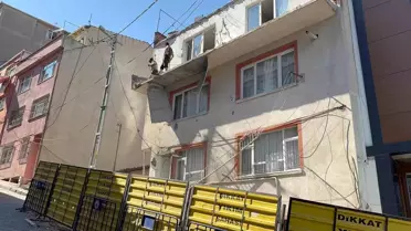 Kağıthane'de Balkon Çöktü, Bina Tahliye Edildi