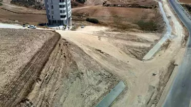 Sarıçam'da Yollar Bir Türlü Tamamlanmadı, Vatandaşlar İsyan Etti