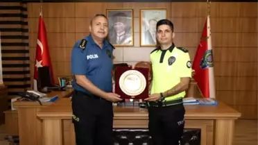 Komiser Sanay'a Teşekkür Plaketi