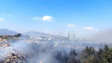 Aydın'da Kanal Kenarında Yangın