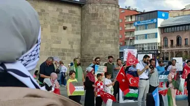 Erzurum'da Sağlık Çalışanlarından Gazze'ye Destek Yürüyüşü