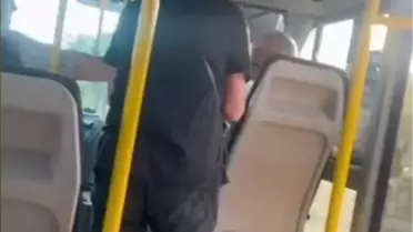'Ayağıma bastın' tartışmasında yolcuya yumruk attı: Seni delik deşik ederim