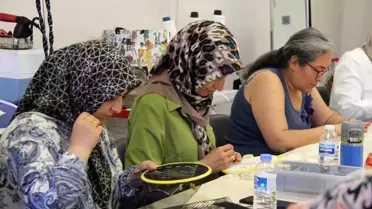 Gaziantep'te Kadınlar Tel Kırma Kursunda Hem Sanat Öğreniyor Hem Ekonomik Katkı Sağlıyor