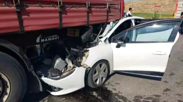 İmranlı'da Trafik Kazası: 6 Yaralı