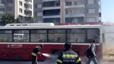 Diyarbakır'da Halk Otobüsü Yangını