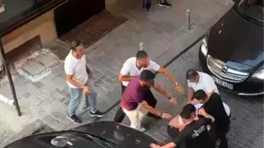 Fatih'te Yol Tartışması Kanlı Bitti