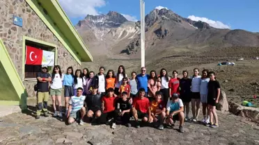 Hacılar'da 31. Sütdonduran Kampı ve Erciyes Zirve Tırmanışı Gerçekleşti