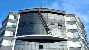 Samsun'da İşçiler Yükseklikten Kurtuldu