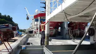 Karadeniz Balıkçılar Sezona Hazırlanıyor