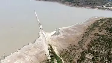 Çeşme'de Su Kesintileri Başlıyor: Kutlu Aktaş Barajı'ndaki Su Seviyesi Kritik Düzeyde