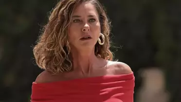 Çeşme tatilinde talihsiz kaza! Ece Uslu ameliyat oldu