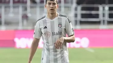Beşiktaş'ta ayrılık! Babası transferi açıkladı