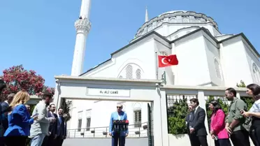 Cumhurbaşkanı Erdoğan: 'Bu hafta içerisinde Putin'le ve Trump'la görüşmeler yapmak suretiyle bu liderleri bir araya İstanbul'da getirebilir miyiz,...